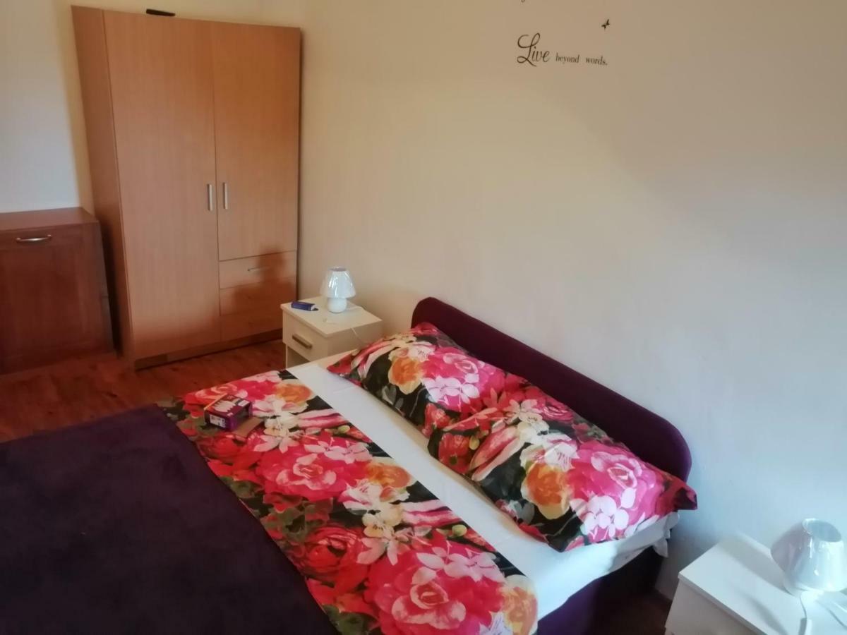 普拉Apartman Tea公寓 外观 照片