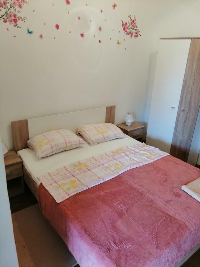 普拉Apartman Tea公寓 外观 照片